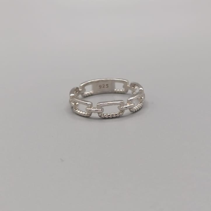 Anillo casual calada eslabones