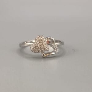 Anillo con circonitas