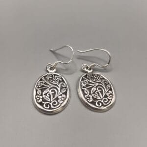 Pendientes de plata de ley con gancho hippie